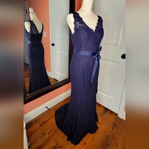 Elegant Navy Lace Evening Gown